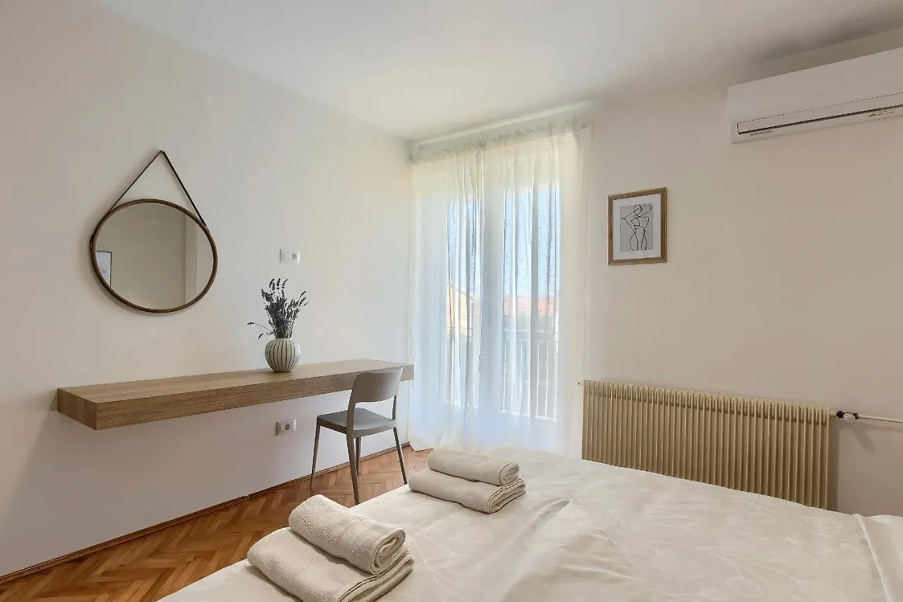 Villa Casa Magna Pula Apartment